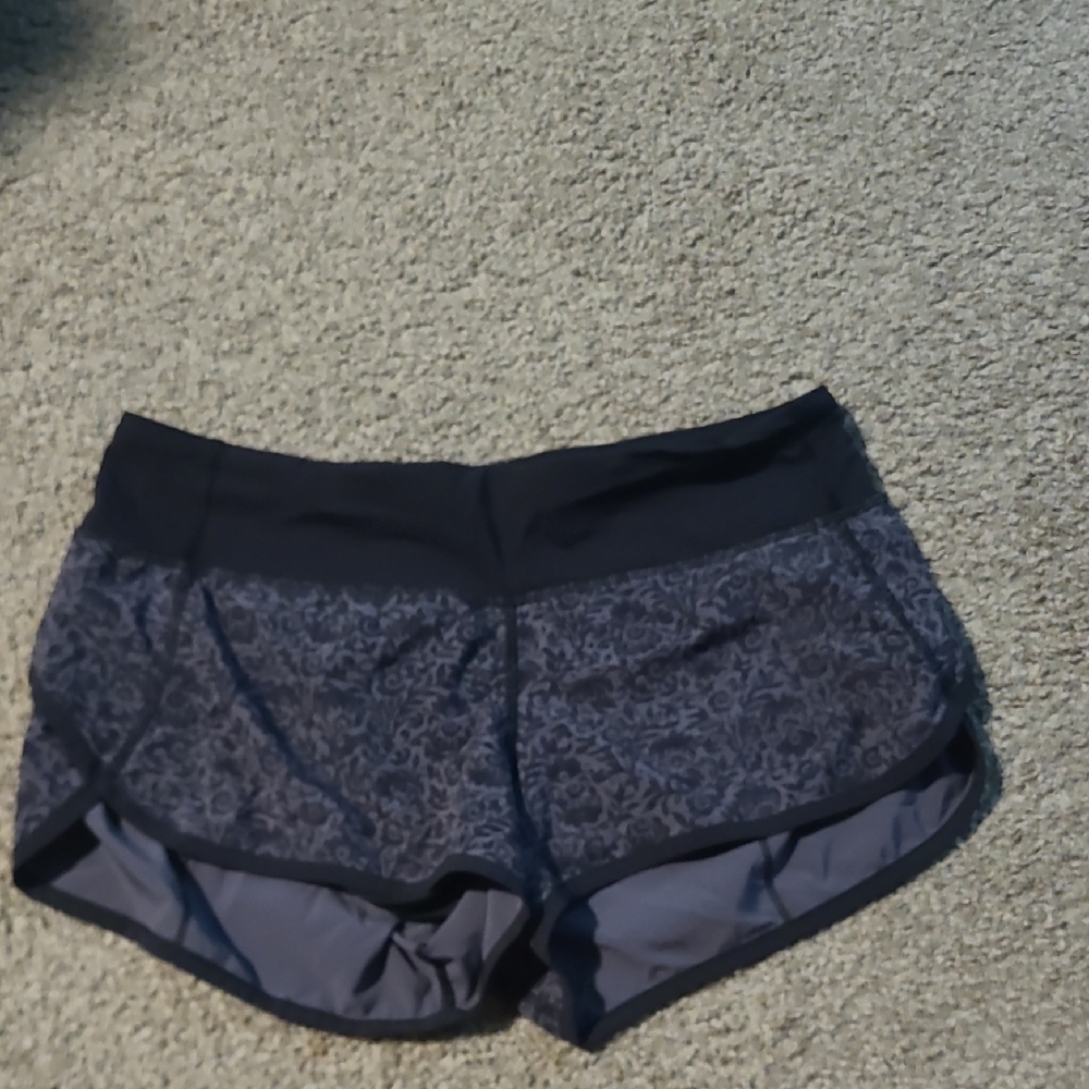 Lululemon Athletica Black Patterned Athletic Shorts
